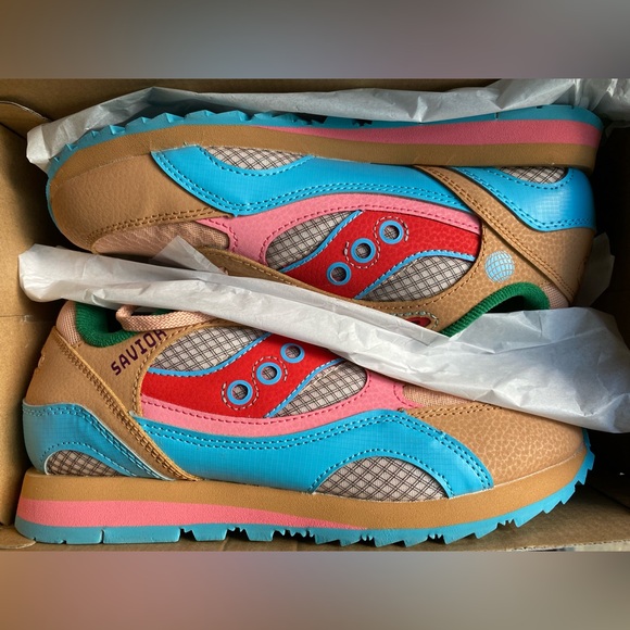 🆕 Saucony Savior Jae Tips Edition Sz 5 (Big Kid) OR EU 37 (Women’s 6.5/7) 🌟 - Picture 2 of 15